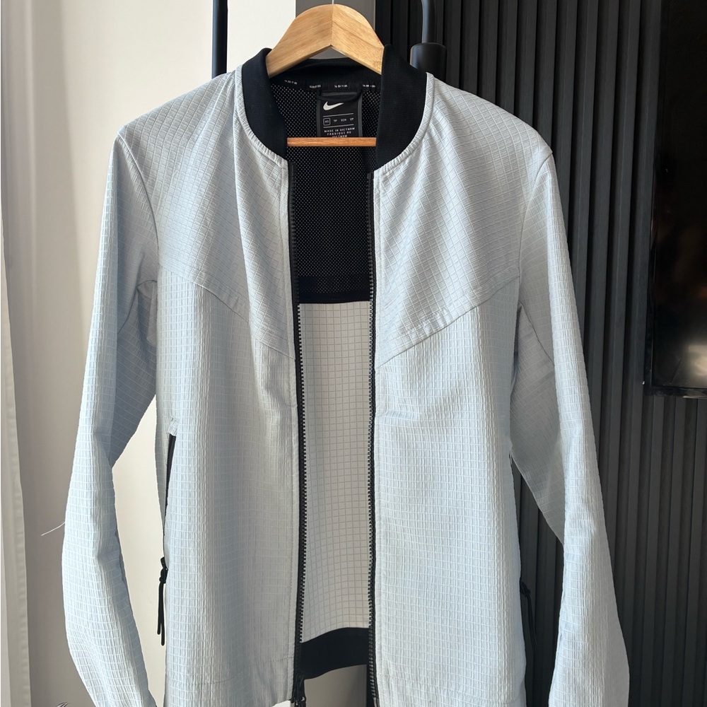 Nike Men's Light Gray Jacket - Xs